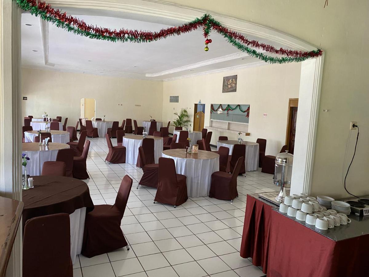 Hotel Puspa Sari Desa Desa Ciater Exteriör bild